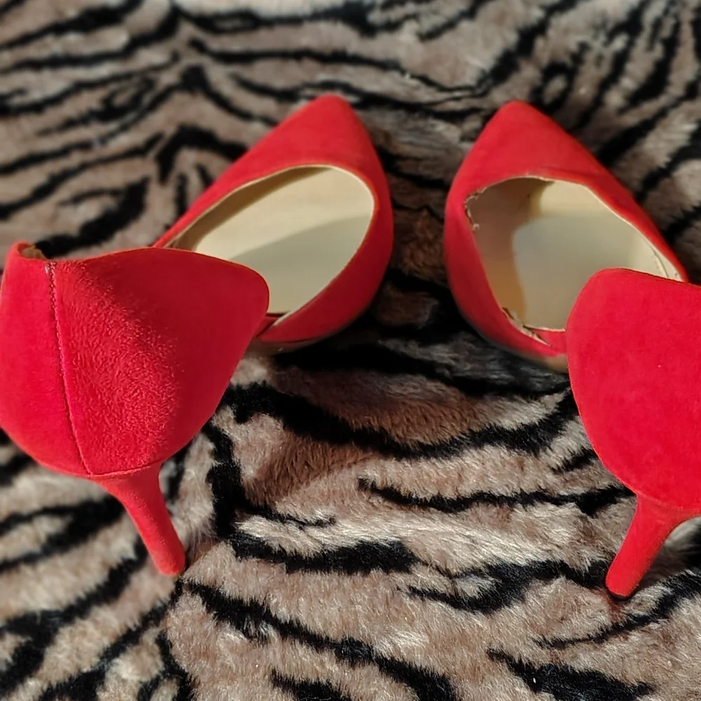 Elegant Red Women's Heels By Jessica Simpson - Picture 5 of 9